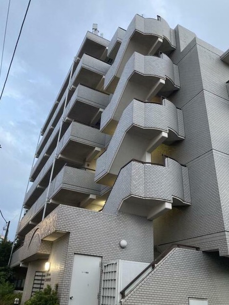 建物外観　オートロック付マンション