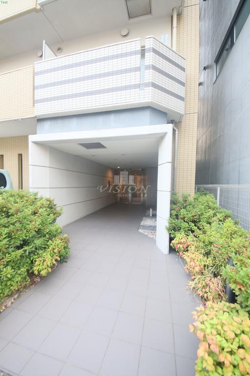 地下鉄中央線 大阪港駅 徒歩4分 8階建 築19年の外観写真