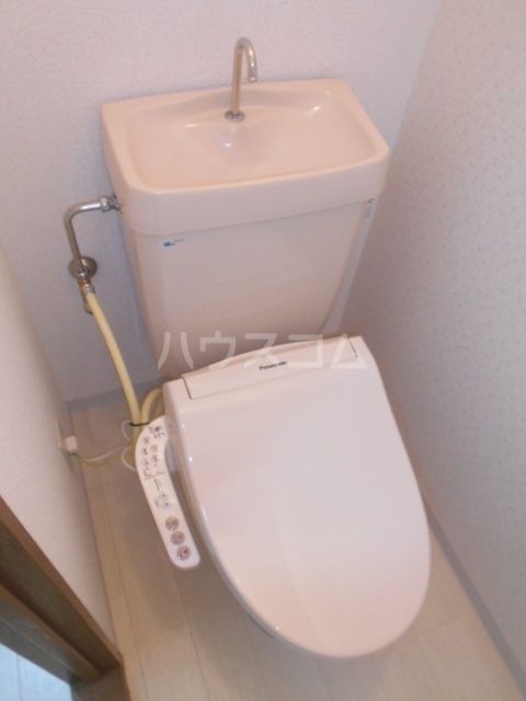 【浜松市中央区薬師町のアパートのトイレ】