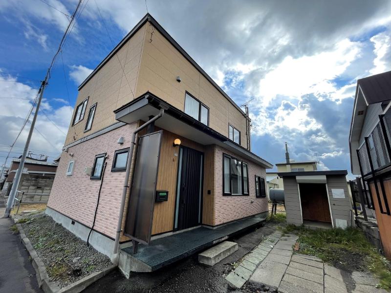 神居３－１８貸家の建物外観