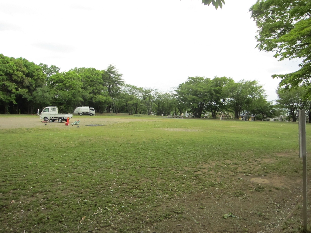 【ラポール霧が丘の公園】