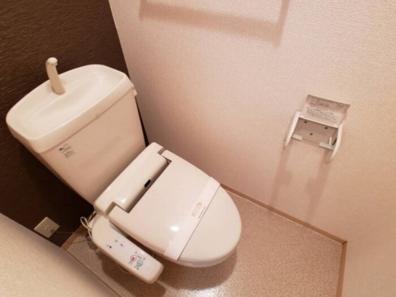 トイレ　図面と現状に相違がある場合には現状を優先