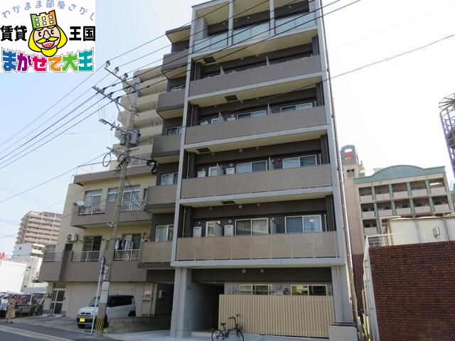 【長崎市若葉町のマンションの建物外観】