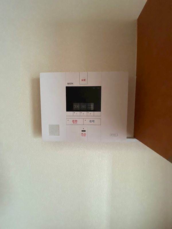 セキュリティ　同タイプ部屋の写真となり設備等は現況と異なる場合があります。