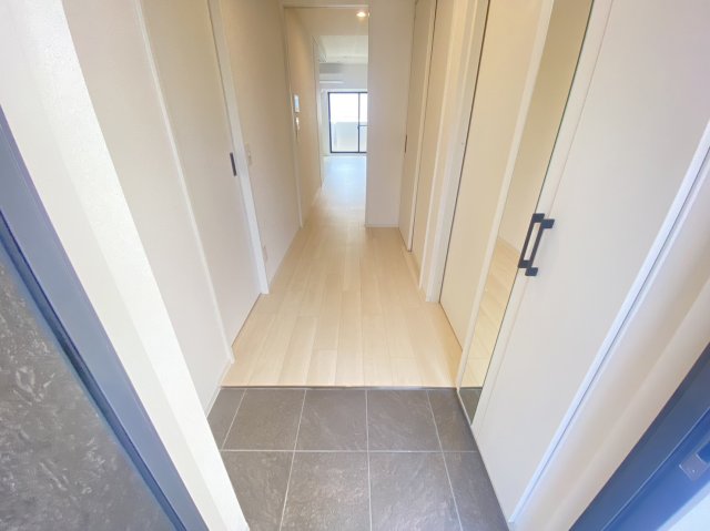 玄関　KAYA MEIEKI