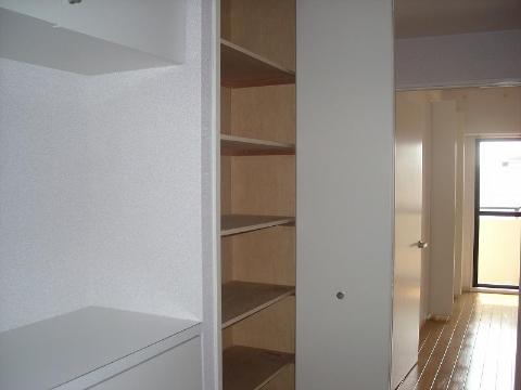 パルコート　玄関　玄関収納