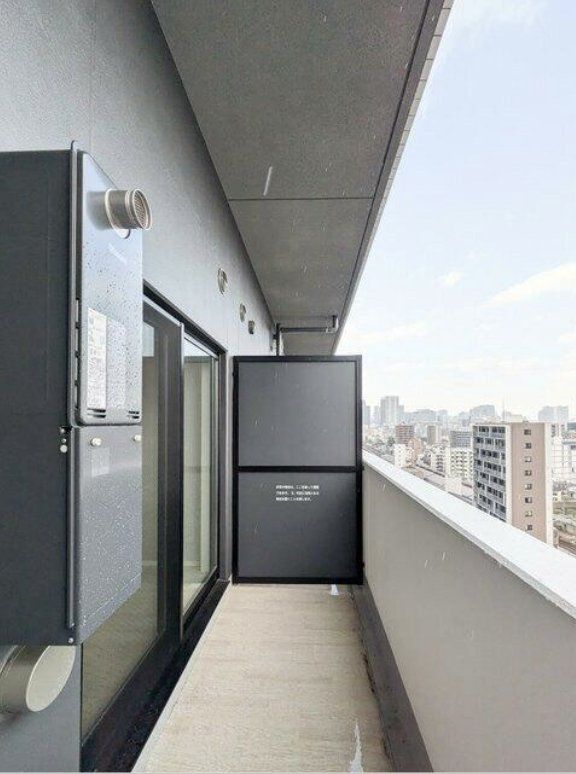 バルコニー　バルコニー