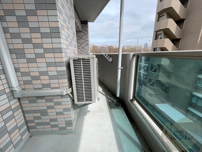 バルコニー　バルコニーです。洗濯物を干したり一息ついたりできますね！