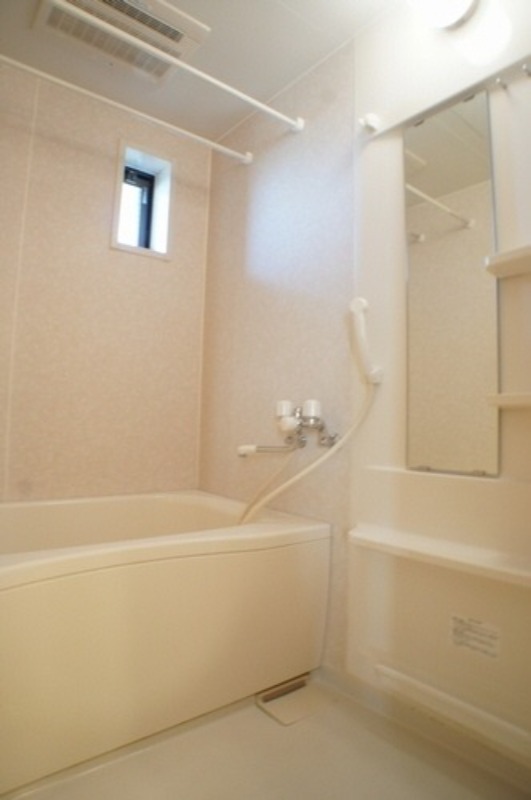 バス・シャワールーム　図面と現状に相違がある場合には現状を優先