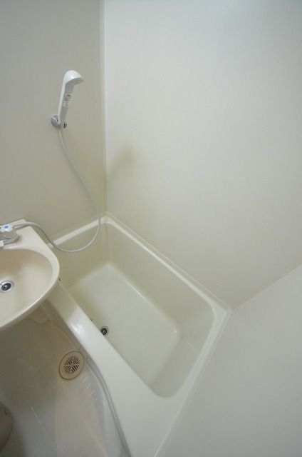 バス・シャワールーム　☆一日の疲れを癒やして下さい☆