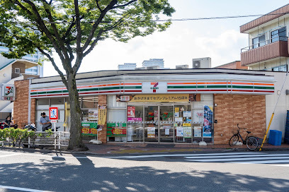 コンビニ　セブン-イレブン 大田区下丸子ガス橋通り店（コンビニ）まで219m