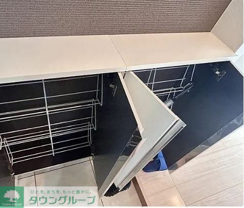 収納　バルコニー