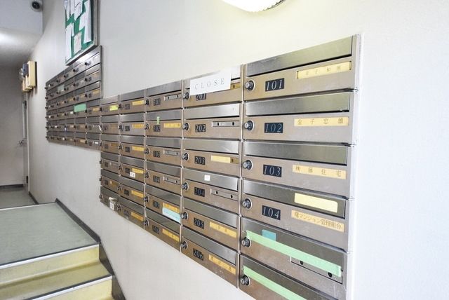 エントランス　♪集合ポスト♪