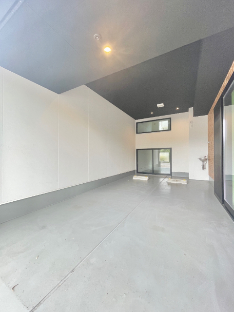 その他　ガレージ