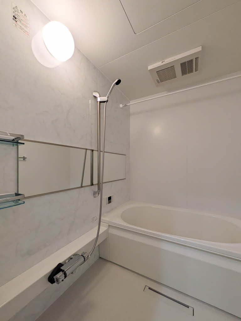 バス・シャワールーム　※別物件のイメージ写真です。現況優先となります。