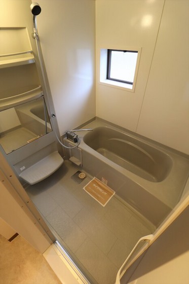 バス・シャワールーム　他号室写真です