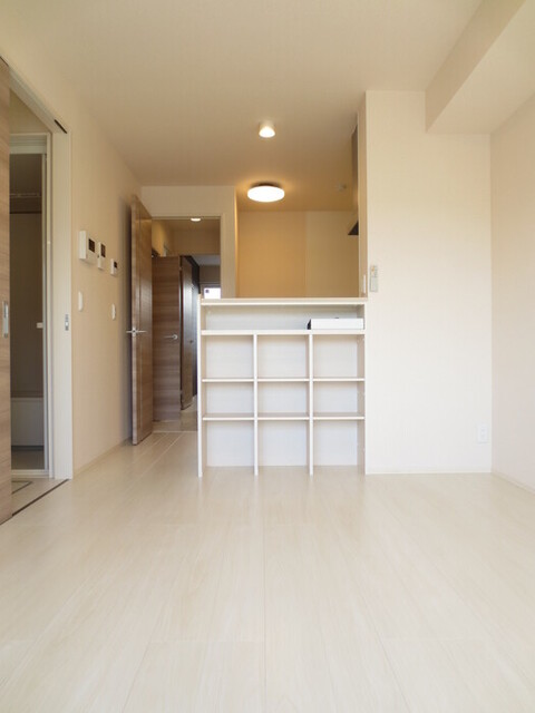 居室・リビング　１０２　ＬＤＫ