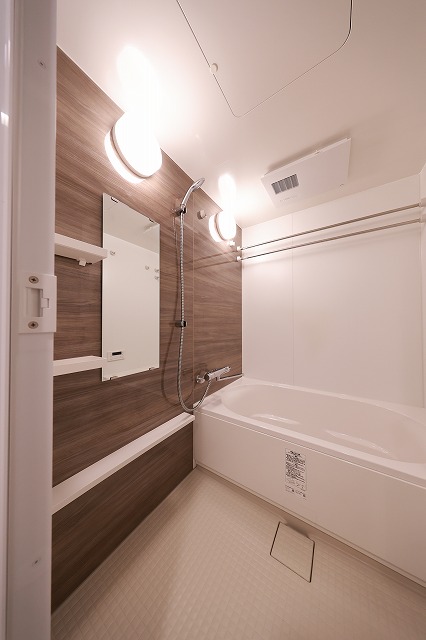 バス・シャワールーム　バス※別部屋参考写真