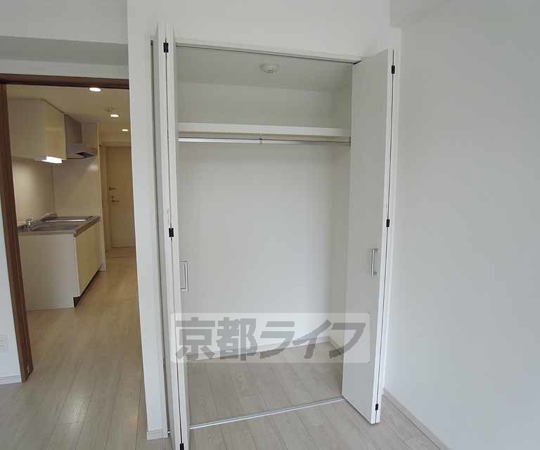 収納　たっぷりサイズの収納はお部屋もスッキリ。