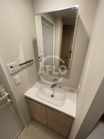 洗面設備　リビオメゾン新大阪　独立洗面台