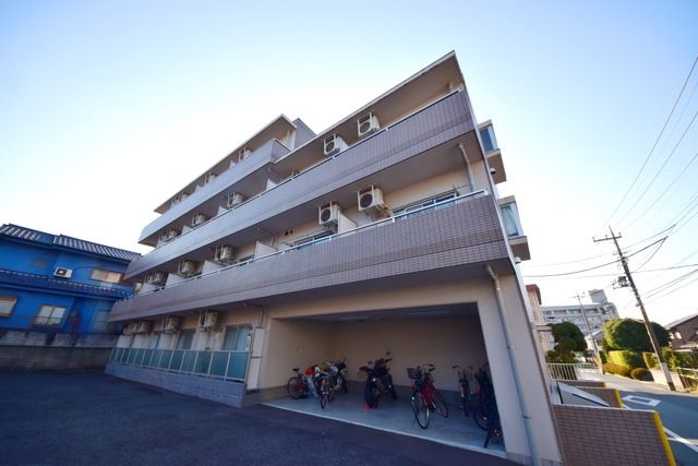 建物外観　★敷金礼金なし・駅徒歩圏内★