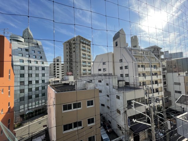 バルコニー　落ち着いた時間を過ごせるバルコニーです