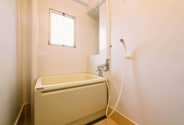 バス・シャワールーム　ビレッジハウスの同一物件・同一タイプの間取りの写真です