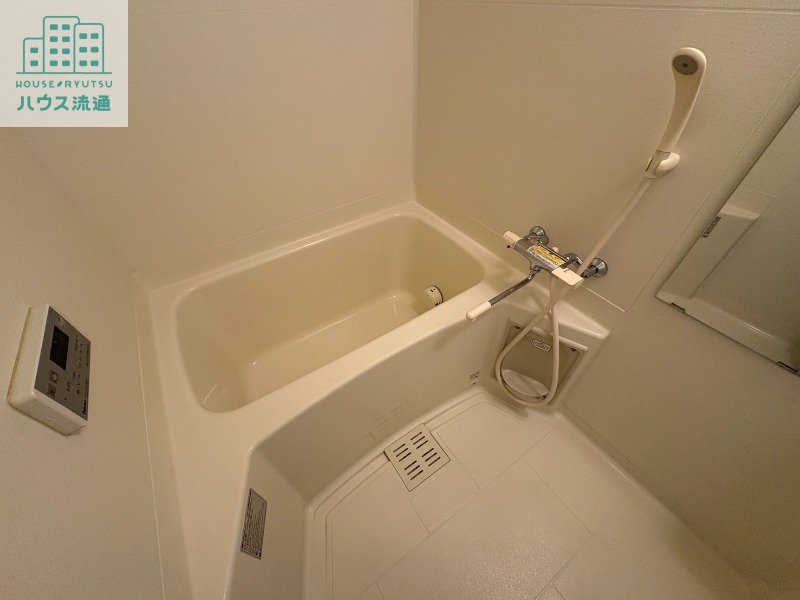 バス・シャワールーム　※写真は同タイプ別号室です