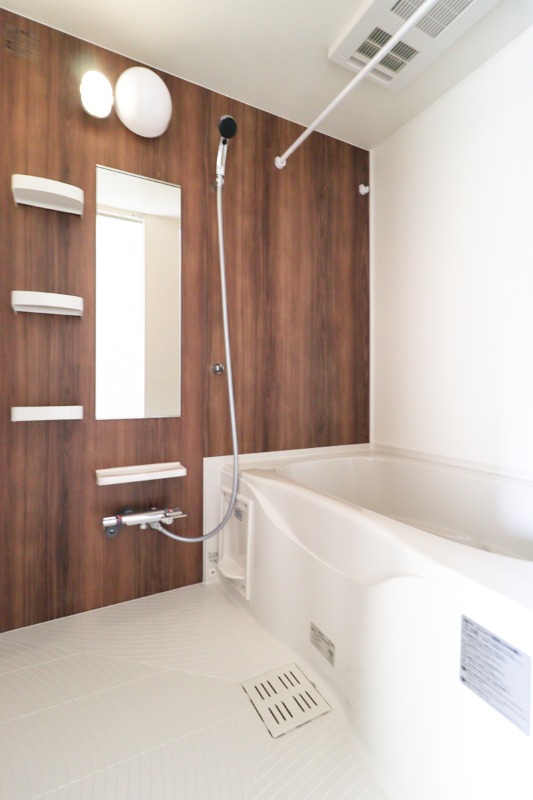 バス・シャワールーム　図面と現状に相違がある場合には現状を優先