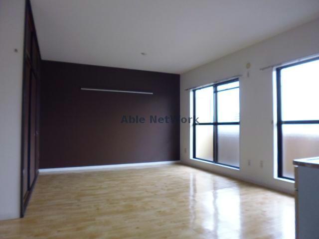 居室・リビング　別部屋