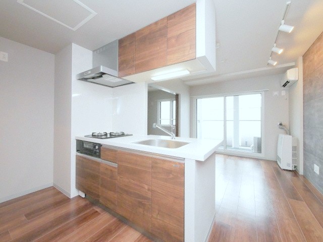 キッチン　対面式キッチンです☆