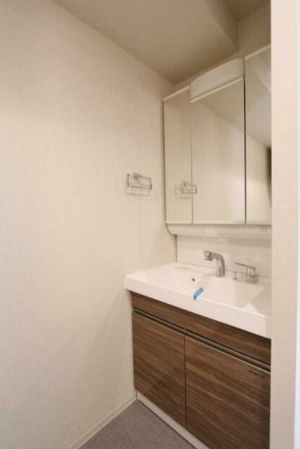 洗面設備　同仕様タイプ