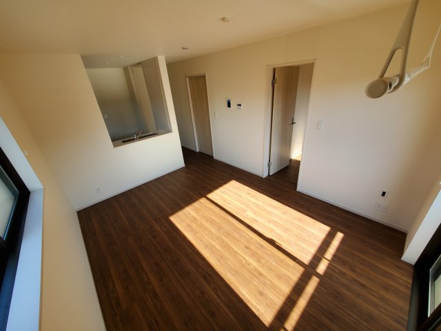 居室・リビング　ゆったり過ごせる居間です