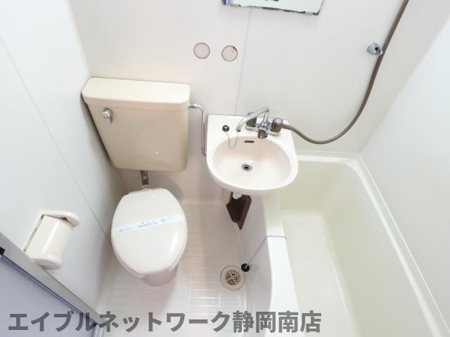 バス・シャワールーム　きれいなお風呂です