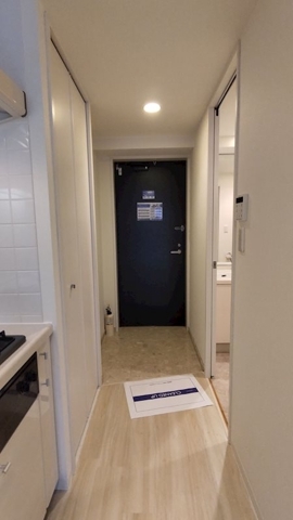 玄関　※別部屋の参考写真です。