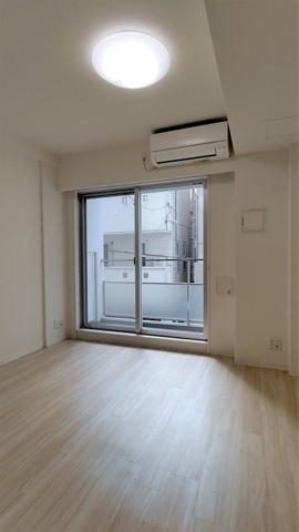 居室・リビング　※別部屋の参考写真です。