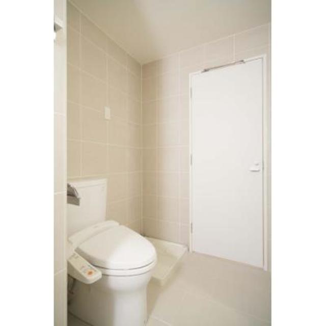 トイレ　※写真は同タイプ住戸です。