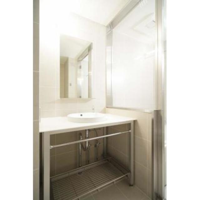 洗面設備　※写真は同タイプ住戸です。