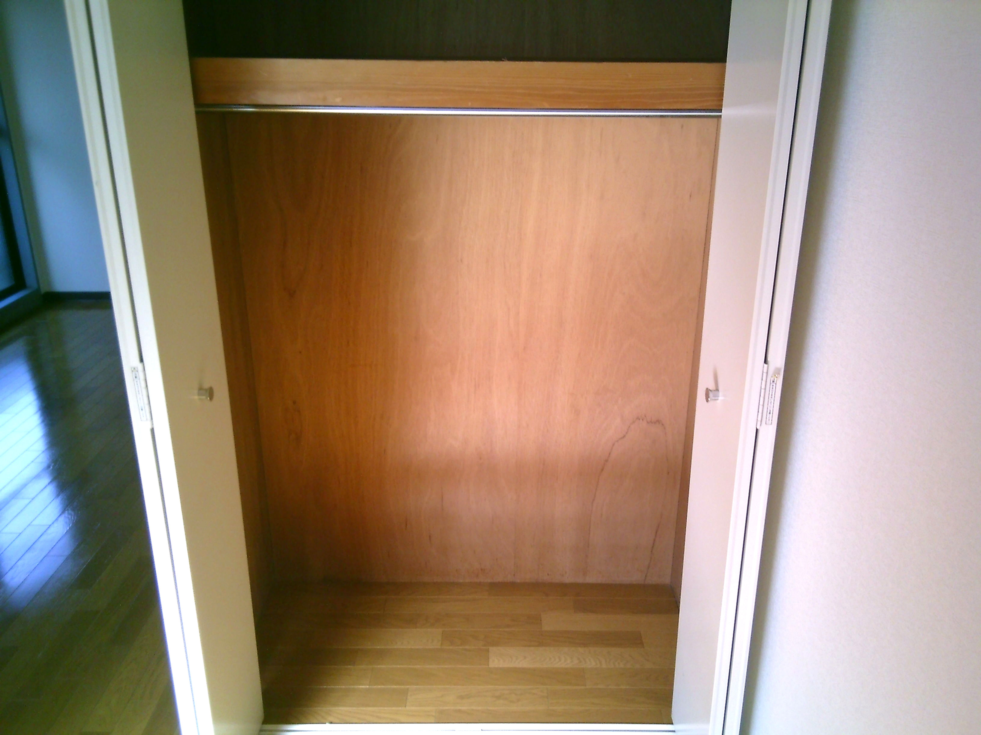 収納　クローゼット