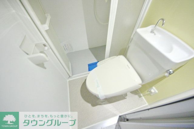 トイレ　同物件別部屋写真