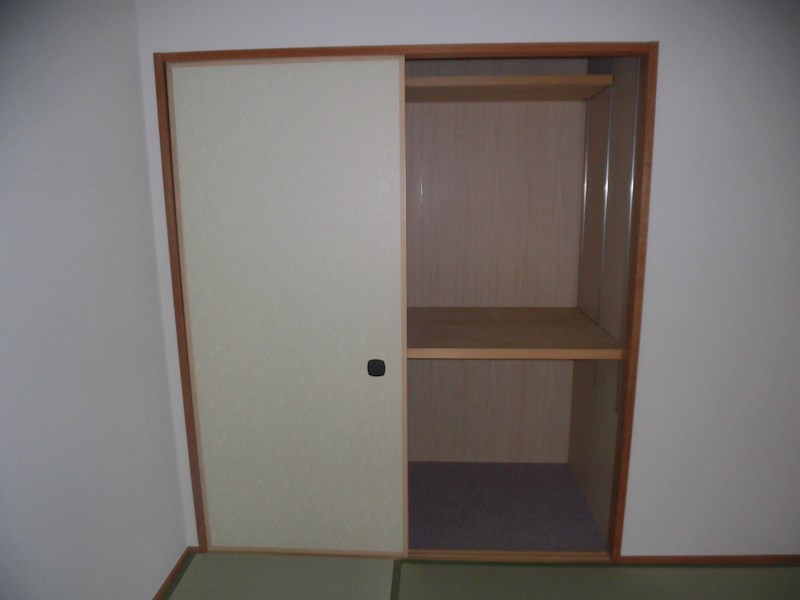 収納　※他号室参考写真です。