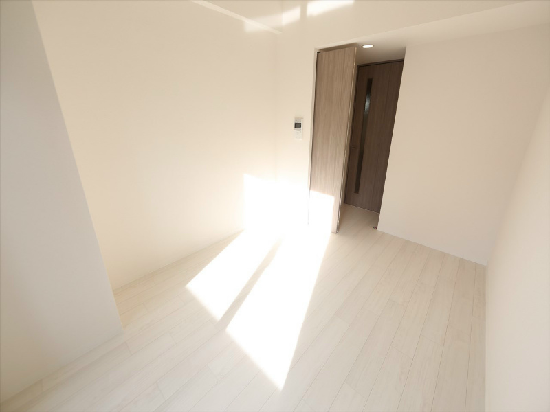 その他部屋・スペース　洋室6.8帖　クローゼット付（収納充実してます）