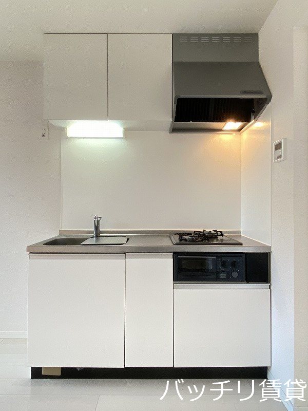 キッチン　同型タイプの為、現状を優先致します。