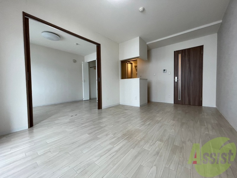 居室・リビング　広くてキレイなＬＤＫが広がっていて、充実した生活が送れそう。