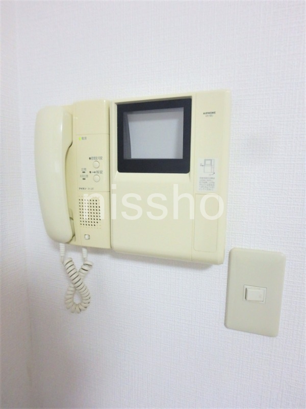 セキュリティ　ＴＶモニター付インターホンで安心♪　※他号室の写真