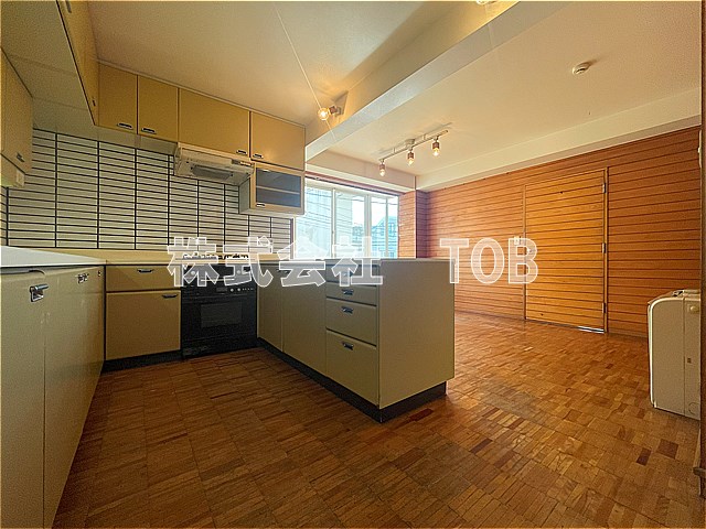 居室・リビング　2F　LDK13帖※クリーニング完了前※