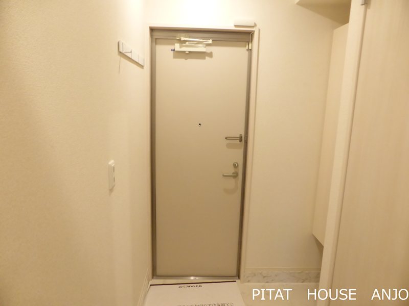 玄関　参考写真