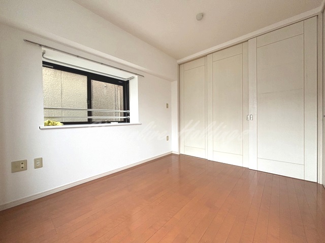 居室・リビング　落ち着いた雰囲気の洋室♪