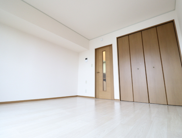 居室・リビング　洋室８帖