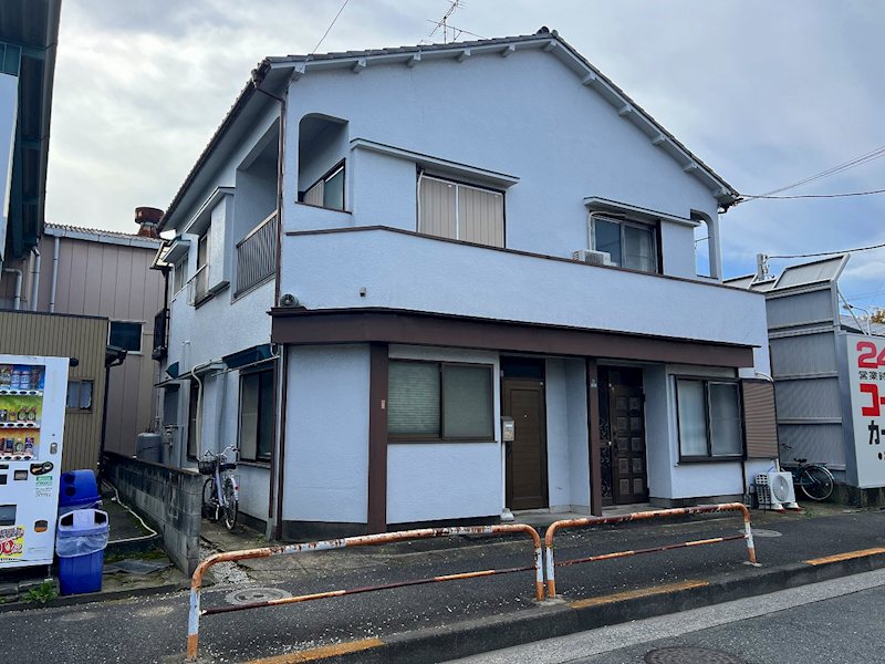 建物外観　西新井大師西駅徒歩１９分、バス便もお使いいただけます